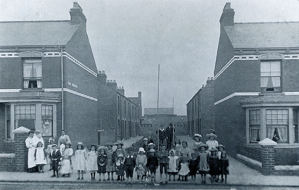 Leo Terrace, Withernsea