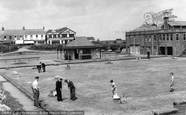 Photo of Withernsea, Crazy Golf Green c1960, ref. W177042