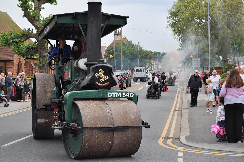 Withernsea Carnival and Steam Parade 2014