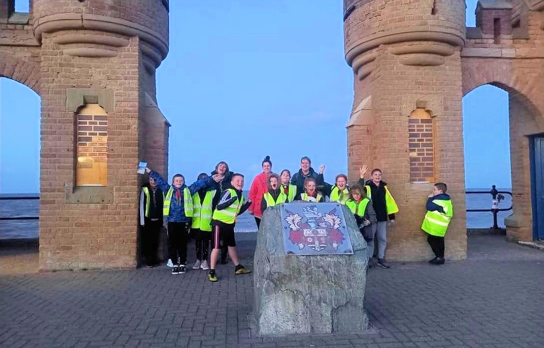 Scouts visit the coastal change observatory at Pier Towers